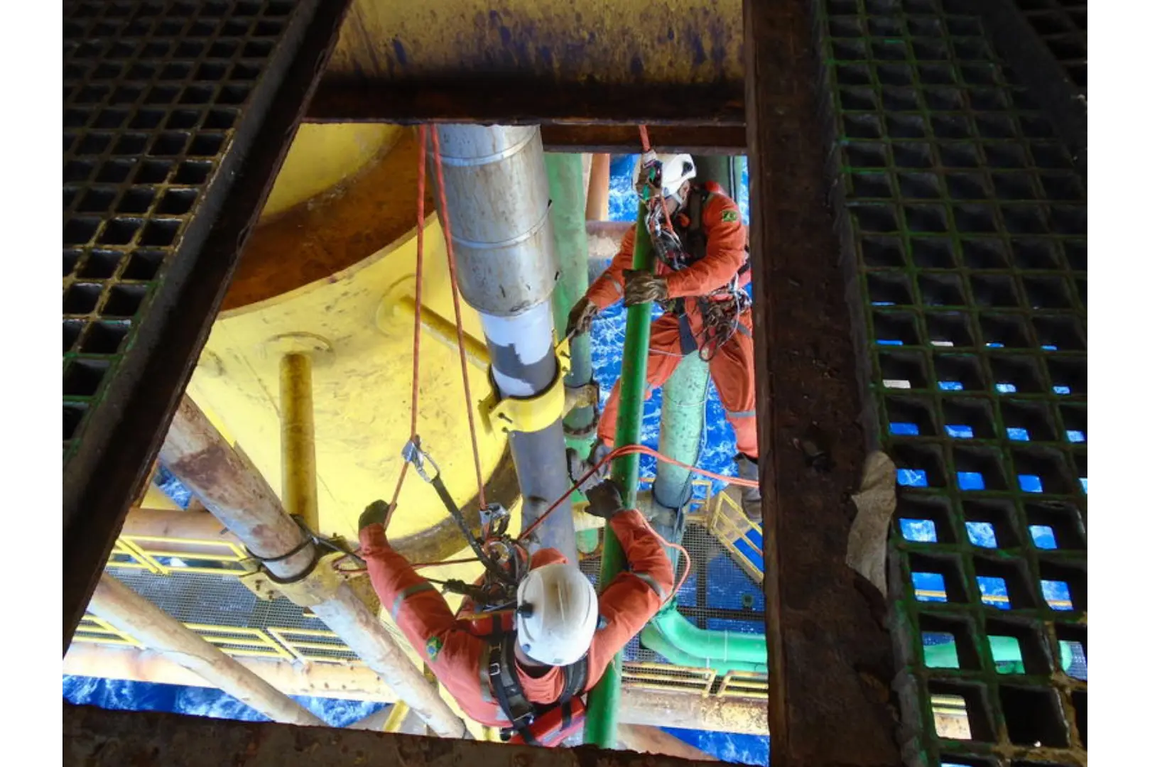 Trabalho offshore AASJ